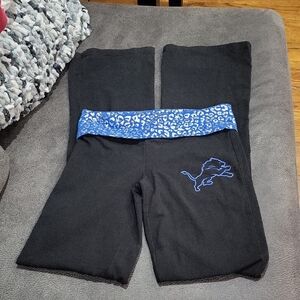 Victoria's Secret PINK Detroit Yoga Pants